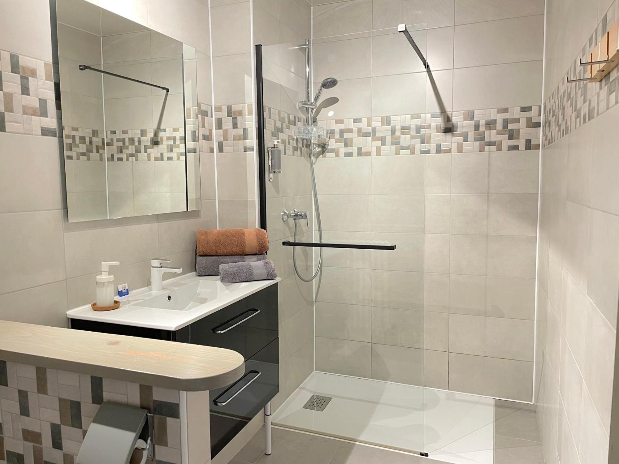 Atypique Detour Bed & Breakfast Rosans ภายนอก รูปภาพ