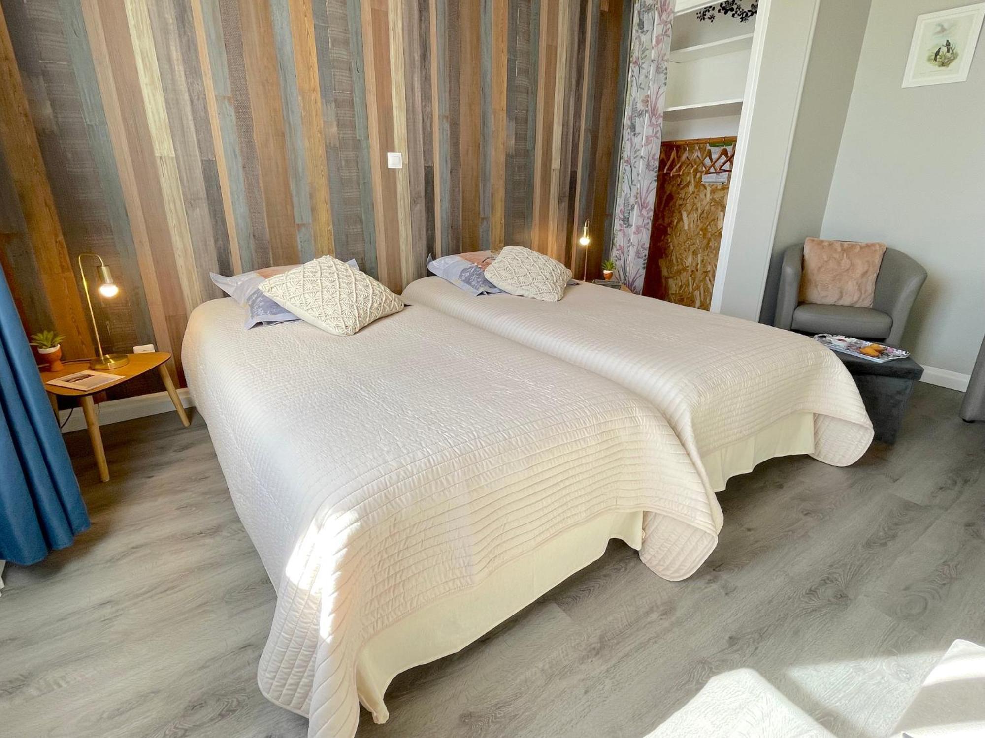 Atypique Detour Bed & Breakfast Rosans ภายนอก รูปภาพ