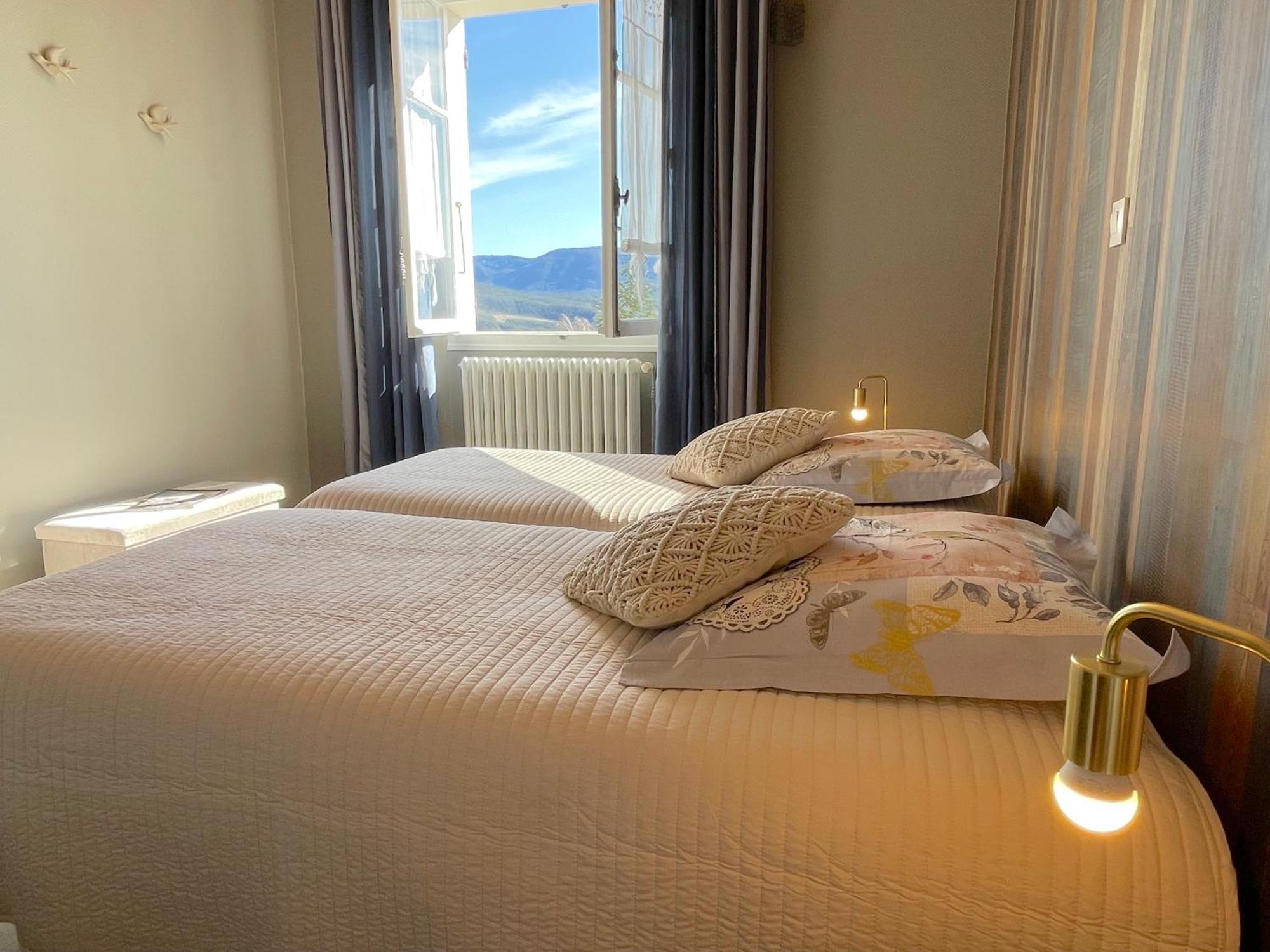 Atypique Detour Bed & Breakfast Rosans ภายนอก รูปภาพ